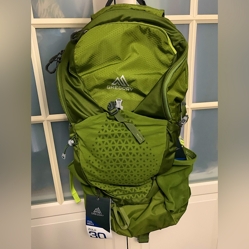 New with tags Gregory Zulu 30 backpack green